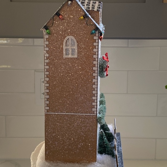 George and Viv Holiday Village Anthropologie Store - Picture 7 of 9